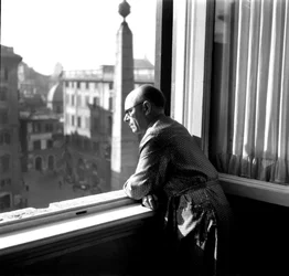POLITIKERN OCH STATSMANNEN UMBERTO TERRACINI, PRESIDENT FÖR "" KONSTITUENT "" - ROM - 1947