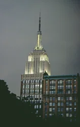 Empire State Building by Night (foto)