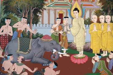 Buddhas liv, en vild elefant som tämjs av kärleksfull vänlighet, väggfresk, Wat Maniratanaram-klostret, Phnom Penh, 2022 (foto)