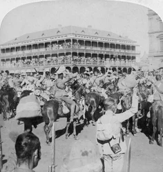 Fältmarskalk Lord Roberts och personal som hejar på drottningen, Pretoria, Sydafrika, 5 juni 1900.