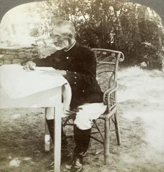 General Nogi vid japanska högkvarteret, Port Arthur, Manchuriet, c1904-1905.