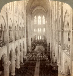 Interiör av den stora Notre-Dame-katedralen, Paris, Frankrike, 1900