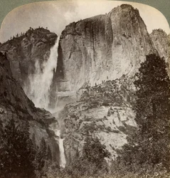 Yosemite Point och vindblåsta Yosemite Falls, Yosemite Valley, Kalifornien, USA, 1902