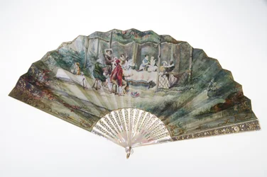 Fläkt, c.1870, Tryckt och målat papper, pärlemor, guld, silver och kopparmetaller, och spegel, Tillverkare okänd