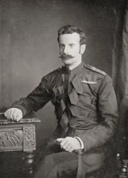 Generallöjtnant Douglas Mackinnon Baillie Hamilton Cochrane, 12:e Earl of Dundonald, från boken South Africa and the Transvaal War av Louis Creswicke, pub. 1900
