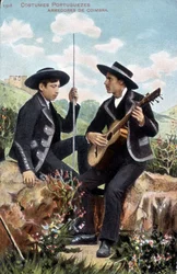 Musiker i portugisiska kostymer. Coimbra arredores.
