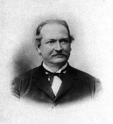 Porträtt av Antonio Pacinotti italiensk fysiker (1841-1912).