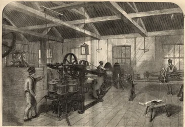 Telegrafi: tillverkning av transatlantisk kabel i Glass, Elliot and Companys fabrik i East Greenwich (England). Gravyr i "" The Illustrated London News"" av 14 mars