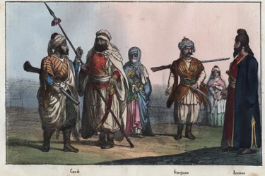 Traditionella kurdiska dräkter - georgiska - armeniska -
