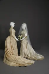 Bröllopsklänningar