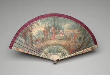 Briséfläkt med en scen av en fest utomhus, ca 1700-25 (gouache på elfenbensblad, sidenband, förgyllning, sköldpadd, pärlemor och mässing).