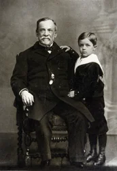 Porträtt av Louis Pasteur (1822 - 1895) och hans barnbarn Louis Pasteur Vallery - Radot 1893.