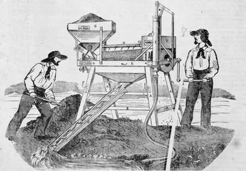 Pub "The Fortune, Company of the Gold Mines of California"": bild som visar två guldgrävare som arbetar i tvättmaskiner och blandar guld - i "" the Charivari"" den 25 juni