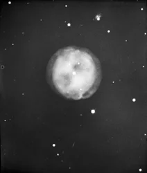 Astronomisk glasplåt av Ugglanebulosan i Stora Ursa (1910)