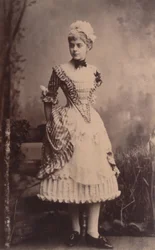 Baronessan Marie Alexandrine "Mary" von Vetsera (19 mars 1871 - 30 januari 1889) (foto)
