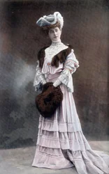Franska komikern Gabrielle Dorziat (1880-1979) foto av Reutlinger från franska tidningen "Le Theatre" september 1905