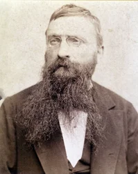 Porträtt av Auguste Rodin (1840-1917) fotograferat omkring 1885.