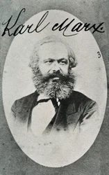 Porträtt av den tyska filosofen och ekonomen Karl Marx (1818-1883). Fotografera. Montreuil. Museum för levande historia.