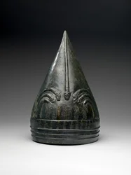 Hjälm, 850-700 f.Kr. (brons)