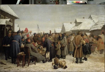 Offentlig auktion över skuldskulder. (Offentlig egendomsauktion för eftersläpningen). I en snötäckt by på landet läggs hushållsföremål ut till försäljning mitt på gatan. Uniformerade tjänstemän organiserar och övervakar genomförandet av