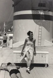 Ett par ombord på kryssningsfartyget "Oceania", från albumet "At the Edge of Oceania 28th July to 10th August 1935