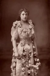 ""Julia Neilson (1868-1957) engelsk skådespelerska.(woodburytype)