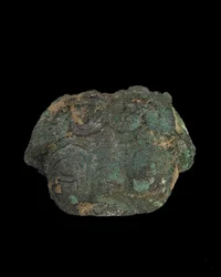 Prydnad: grotesk djurmask (brons)