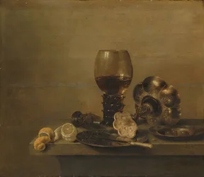 Stilleben med krossat glas