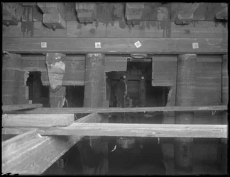 Män som arbetar i avloppet på W. 129th Street, New York, omkring 1911.