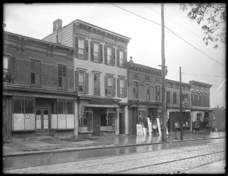 Oidentifierad filial till Queens Borough Public Library, New York, omkring 1910.