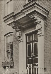 Dörröppning, Church Road, Richmond, Surrey (s/v foto)