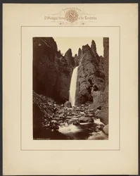 Tower Falls, 115 fot