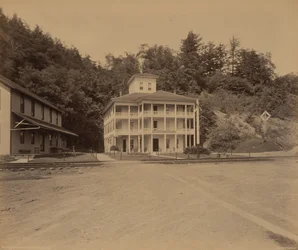 Owasco Lake, Ensenore Glen House,ca. 1895 (foto)