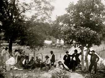 Gettysburg, Pennsylvania. Kapten [John J.] Hoffs läger. 1865 (foto)