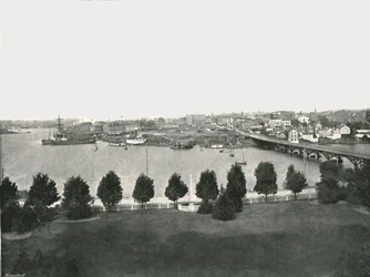 Utsikt från regeringsbyggnaderna, Victoria, Kanada, 1895.