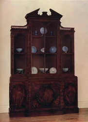 Fodral med glasfront i mahogny, c1760