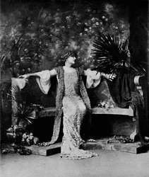 Madame Sarah Bernhardt, 1914.