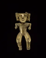 Stående figur, 200-1600 AD (guld)