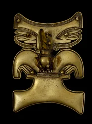 Hänge av en shaman förvandlad till en tukan, 500-1550 AD (guld)