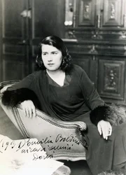 Emilia Cardona Boldini i Paris 1931, hustru till Giovanni Boldini (1842-1931) (s/v foto)