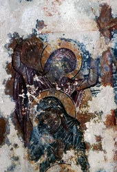 Heliga, skadad fresk i den bysantinska kyrkan Agios Konstantinos och Agia Eleni, Voukolies, Kreta, Grekland (foto)